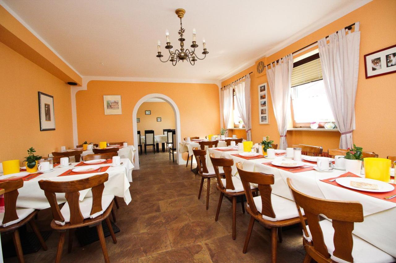 Gasthof Jaegerwirt Hohenschaftlarn Bagian luar foto